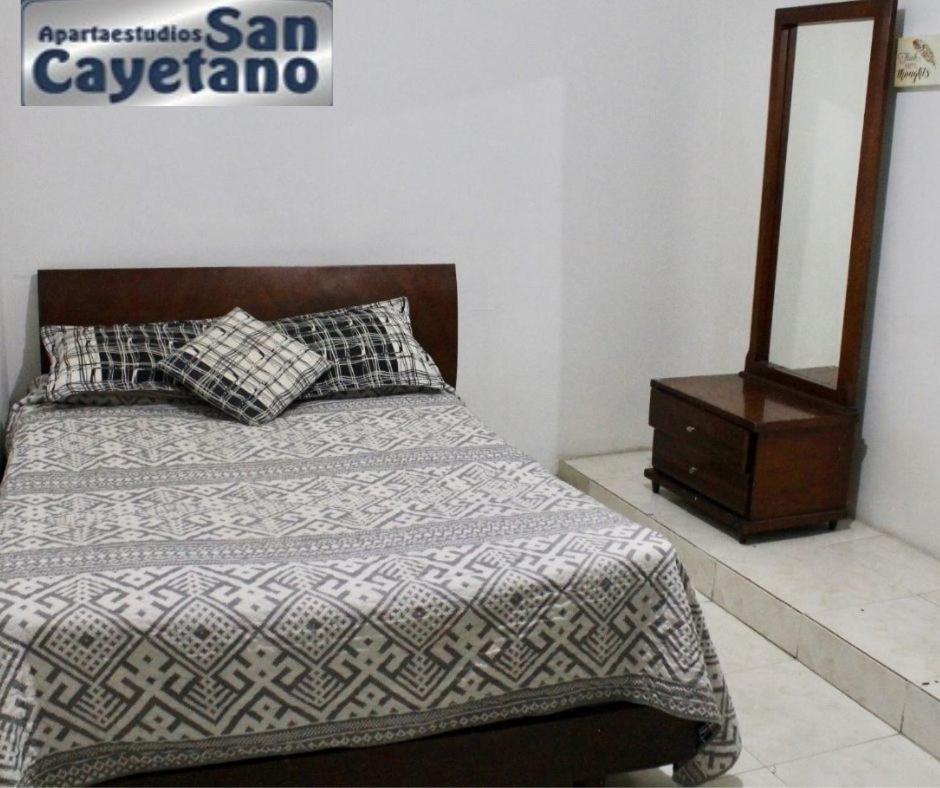 Apartaestudios San Cayetano Cali Dış mekan fotoğraf