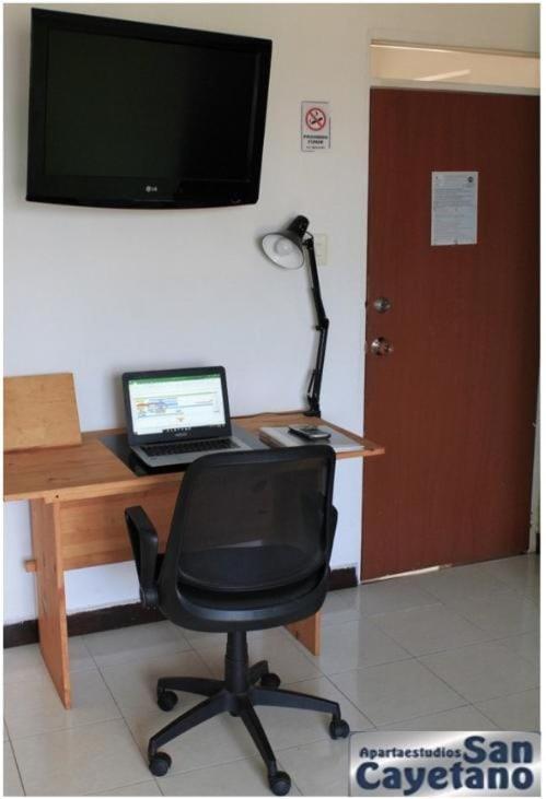 Apartaestudios San Cayetano Cali Dış mekan fotoğraf